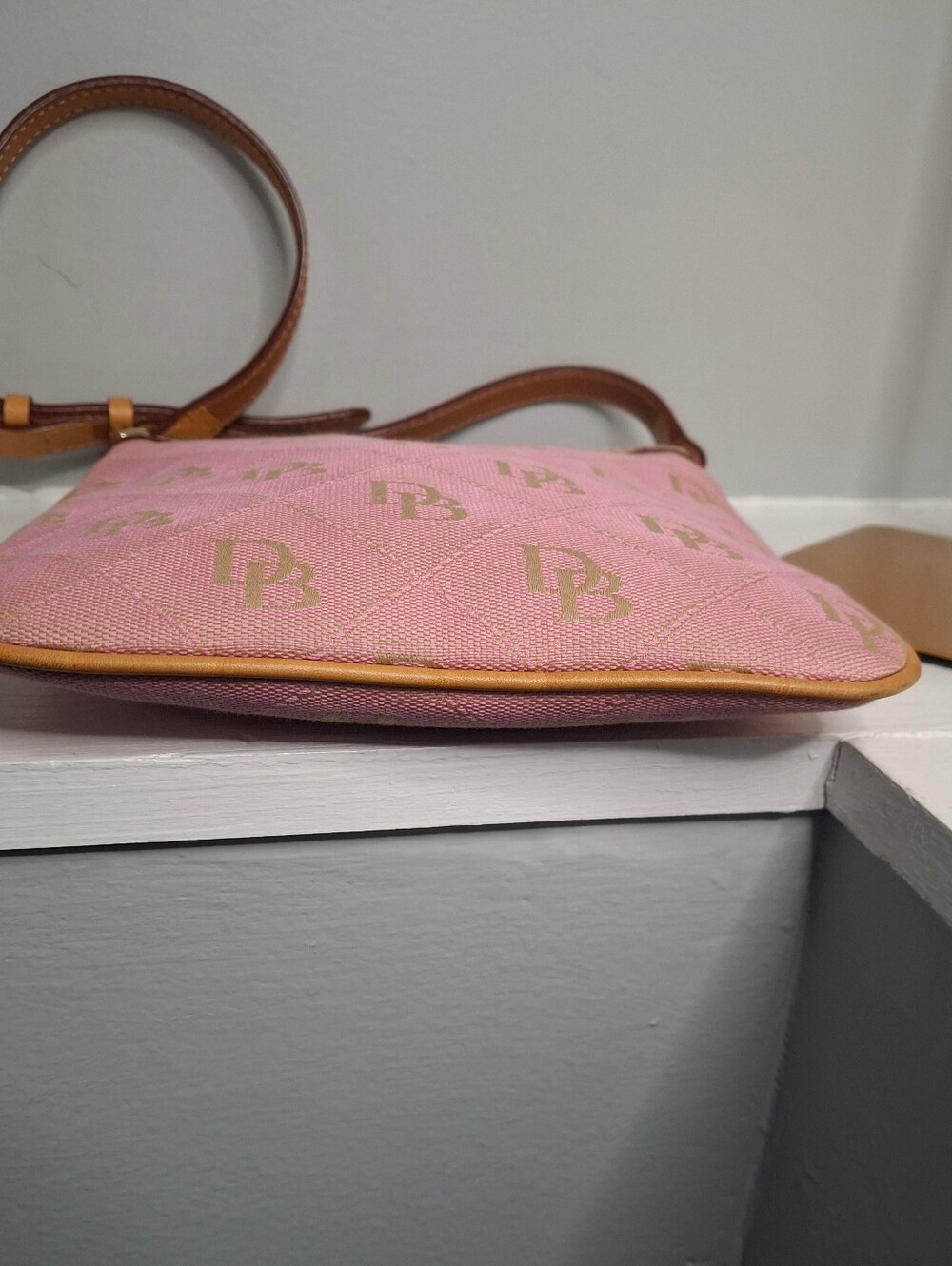 Dooney & Bourke Pink Signature Letter Carrier Crossbody Blue Duck Charm - Picture 4 of 7